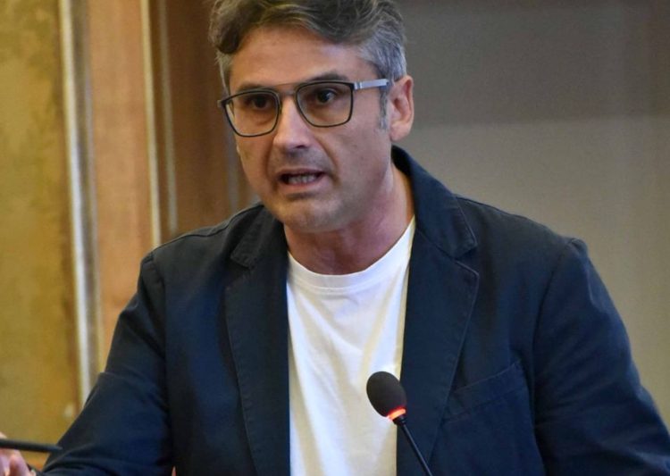 Ragusa festa dei diplomati, Firrincieli M5 intende riproporla