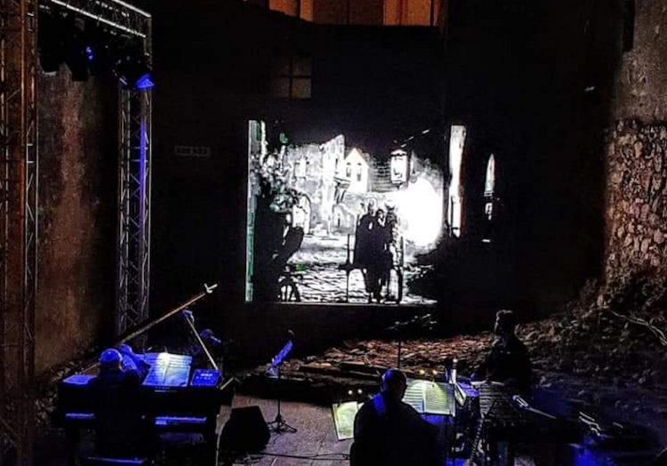 il tour del Fantasma dell’opera il  film muto con accompagnamento musicale dal vivo