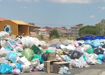 Modica eliminerà i cassonetti dalle campagne contro l'abbandono dei rifiuti: ecco cosa farà