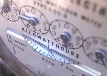 Caro energia, l’Italia rischia una recessione “mite”