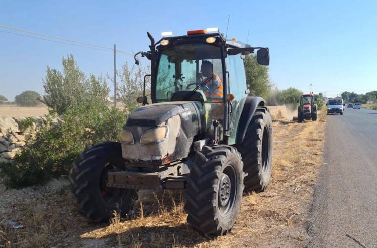 Tre tonnellate di rifiuti pericolosi rimossi nel territorio di Ispica dal Libero Consorzio Comunale di Ragusa.