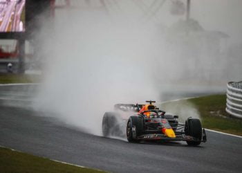 Verstappen vince a Suzuka ed è ancora campione del mondo