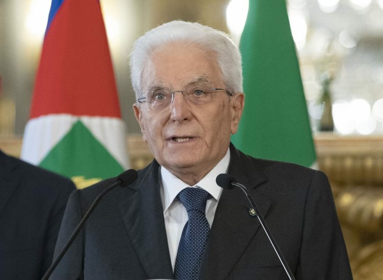 Ucraina, Mattarella “L’Europa è un bersaglio di questa guerra”