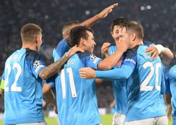 Il Napoli batte 4-2 l’Ajax ed è già agli ottavi di Champions