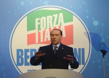 Ucraina, Berlusconi “Forza Italia non si discosta da posizione governo”