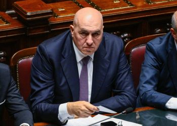 Crosetto “Di fronte a noi un orizzonte di 10 anni”