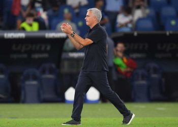 Mourinho “Vogliamo vincere, non siamo in vacanza”