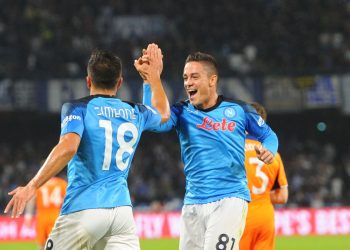Napoli batte Rangers 3-0, doppietta di Simeone