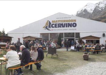 Sul Cervino la stagione sciistica si apre con la fibra ottica