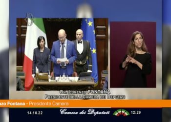 Fontana “Riaffermare il ruolo centrale del Parlamento”