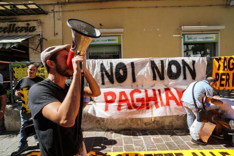 Caro bollette, imprenditore con bolletta da 2,5 mln