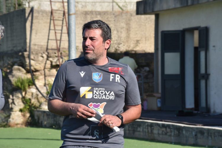 Calcio: il Ragusa domani in terra Calabra