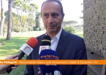 Tim, a Pompei un concerto con tributo di Max Gazzè ai Pink Floyd