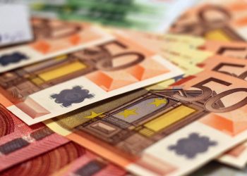 Bonus 200 euro in busta, Inps: a chi tocca e quando