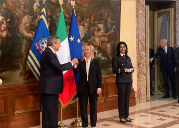 A Palazzo Chigi il passaggio di consegne fra Mario Draghi e il nuovo premier Giorgia Meloni