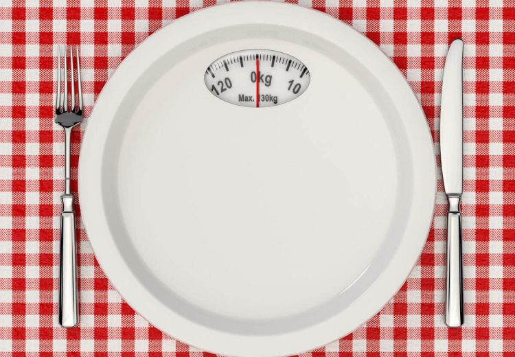 Dieta: gli straordinari benefici del digiuno intermittente per colesterolo e trigliceridi