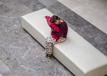 Insonnia, sintomi e cause: cosa fare e cosa non fare per curarla