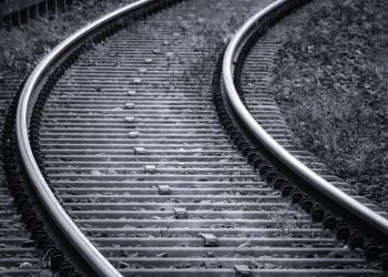 Investito da treno nel Palermitano: muore Angelo Genova