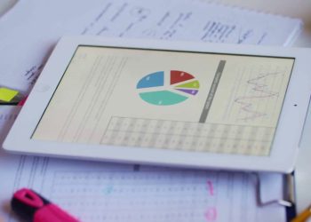 Risparmio gestito, ad agosto raccolta scende a 1,6 mld