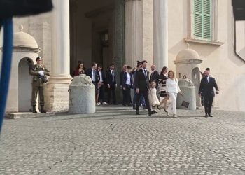 I nuovi ministri lasciano il Quirinale dopo il giuramento