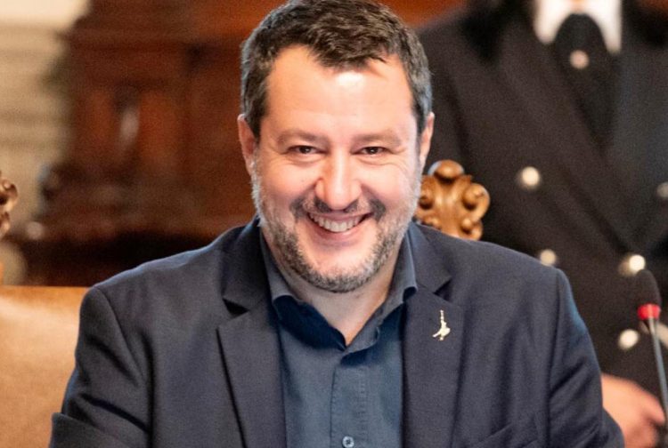 Ponte sullo Stretto, Matteo Salvini: crea 100 mila posti di lavoro