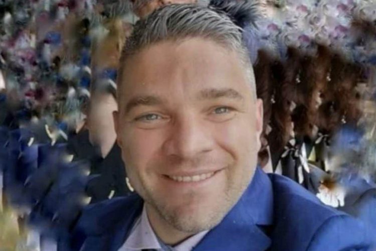 Incidente, si schianta con la moto contro un cavallo: muore Riccardo Molinari