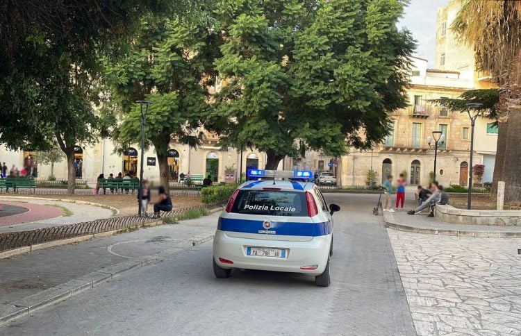 Scicli, controlli straordinari a Largo Gramsci