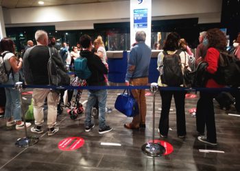 Sciopero aerei 21 ottobre: cosa fare per salvare il viaggio