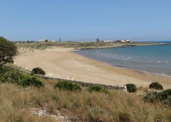 Turista di Torino annega a Costa di Carro: in vacanza a Modica
