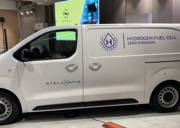 Opel Vivaro-e Hydrogen, il primo van alimentato a idrogeno