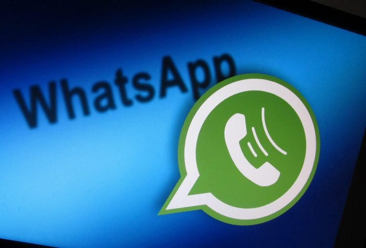WhatsApp down, problemi in tutto il mondo