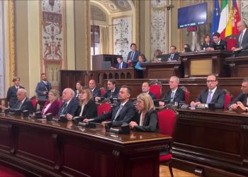 Giurano all’Ars i 12 assessori regionali della giunta Schifani