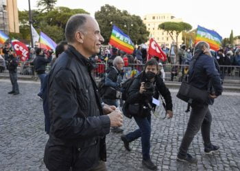 Ucraina, Letta “Giusto essere in piazza anche a costo di contestazioni”