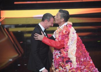 Amadeus ospite di Fiorello per l’esordio di Viva Rai2