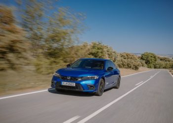 Con nuova Honda Civic e:HEV Full Hybrid più prestazioni e meno consumi