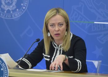 Manovra, Meloni “Al lavoro su una legge attenta a famiglie e imprese”
