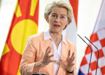 Von der Leyen “Creeremo un tribunale ad hoc per i crimini russi”
