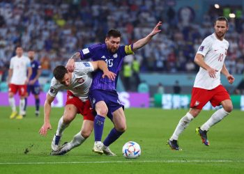 L’Argentina batte la Polonia 2-0, entrambe vanno agli ottavi