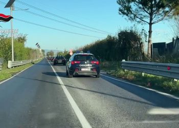 Rifiuti altamente pericolosi in un campo rom nel napoletano