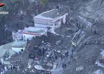 Ischia, ritrovata l’ottava vittima. Proseguono ricerche dei dispersi