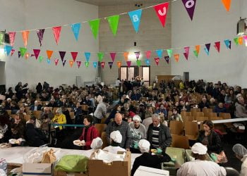 Ragusa parrocchia Sacro Cuore il vescovo alla riuscitissima cena di comunità