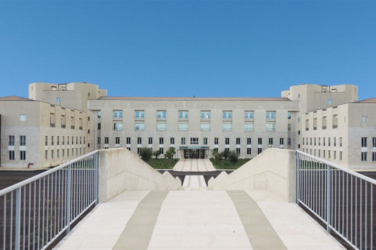 Ospedale Ragusa, interrogazione su telefonia mobile