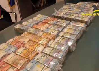 Napoli: 28 arresti per traffico internazionale di cocaina