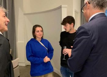 Alessia Piperno è arrivata a Roma, Meloni la accoglie a Ciampino