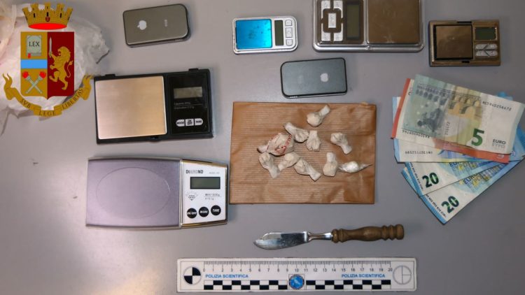 Vittoria, 56enne arrestato per spaccio di droga