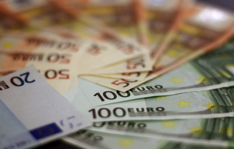Tredicesima esentasse da 3 mila euro: a chi spetta