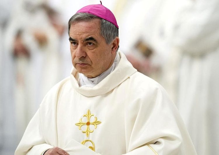 Il cardinale Giovanni Angelo Becciu indagato per associazione a delinquere
