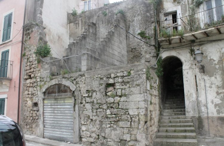 Ragusa, bando per vendita immobili comunali FOTO