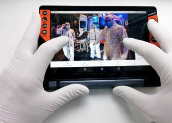 Covid Cina, nuovo record di contagi: a Pechino scuole e ristoranti chiusi