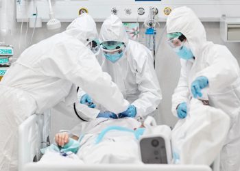 Covid Ragusa, sale numero positivi e ricoverati